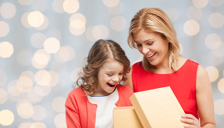 TOP 87 ideas What to give Daughter for the New Year +43 gifts and Tips